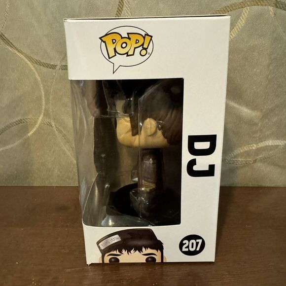Funko POP Star Wars DJ #207 Vinyl Bobblehead Figure Gamestop Exclusive Disney - Picture 4 of 6